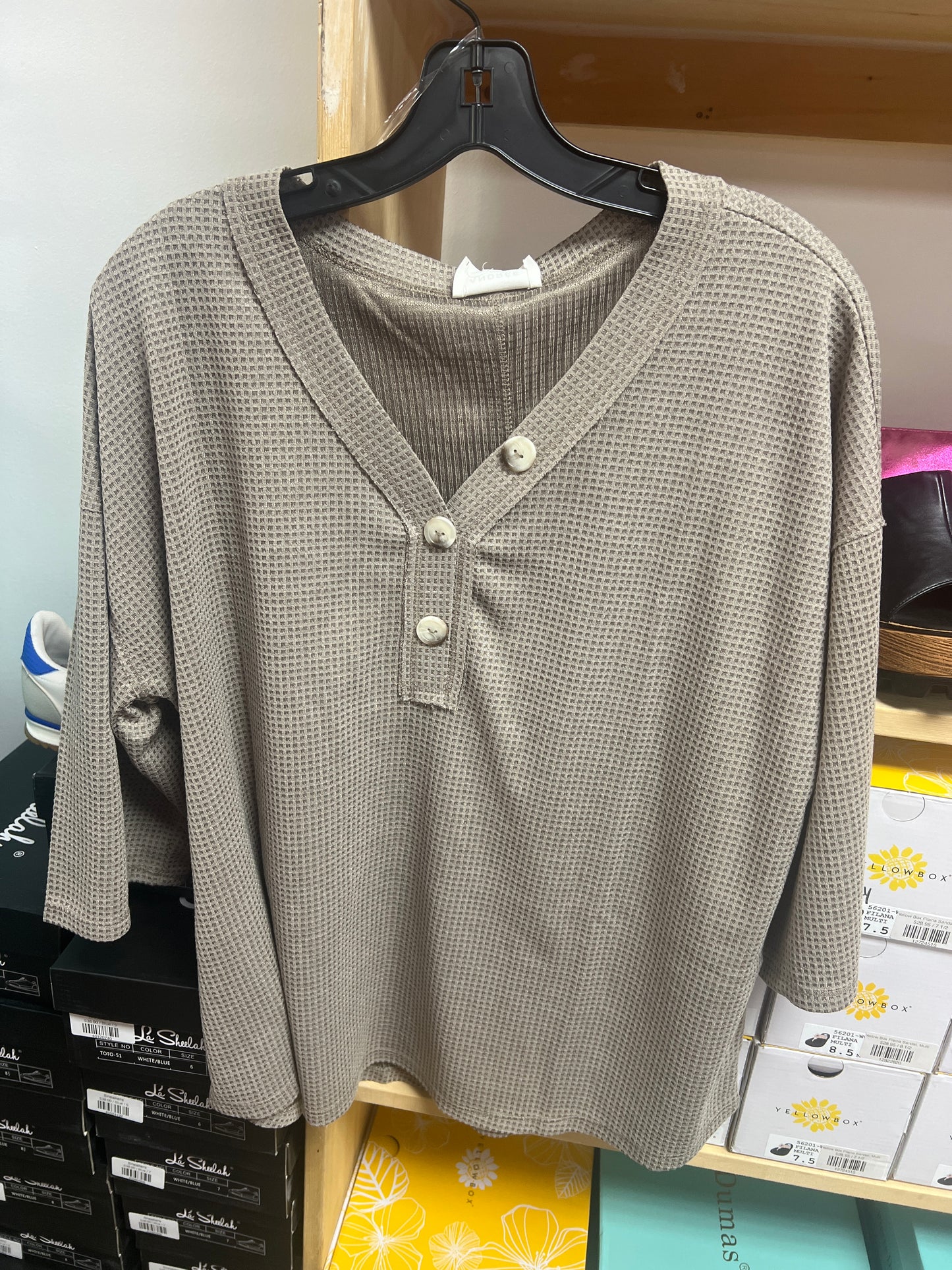 Gotta Let You Go Top, Mocha