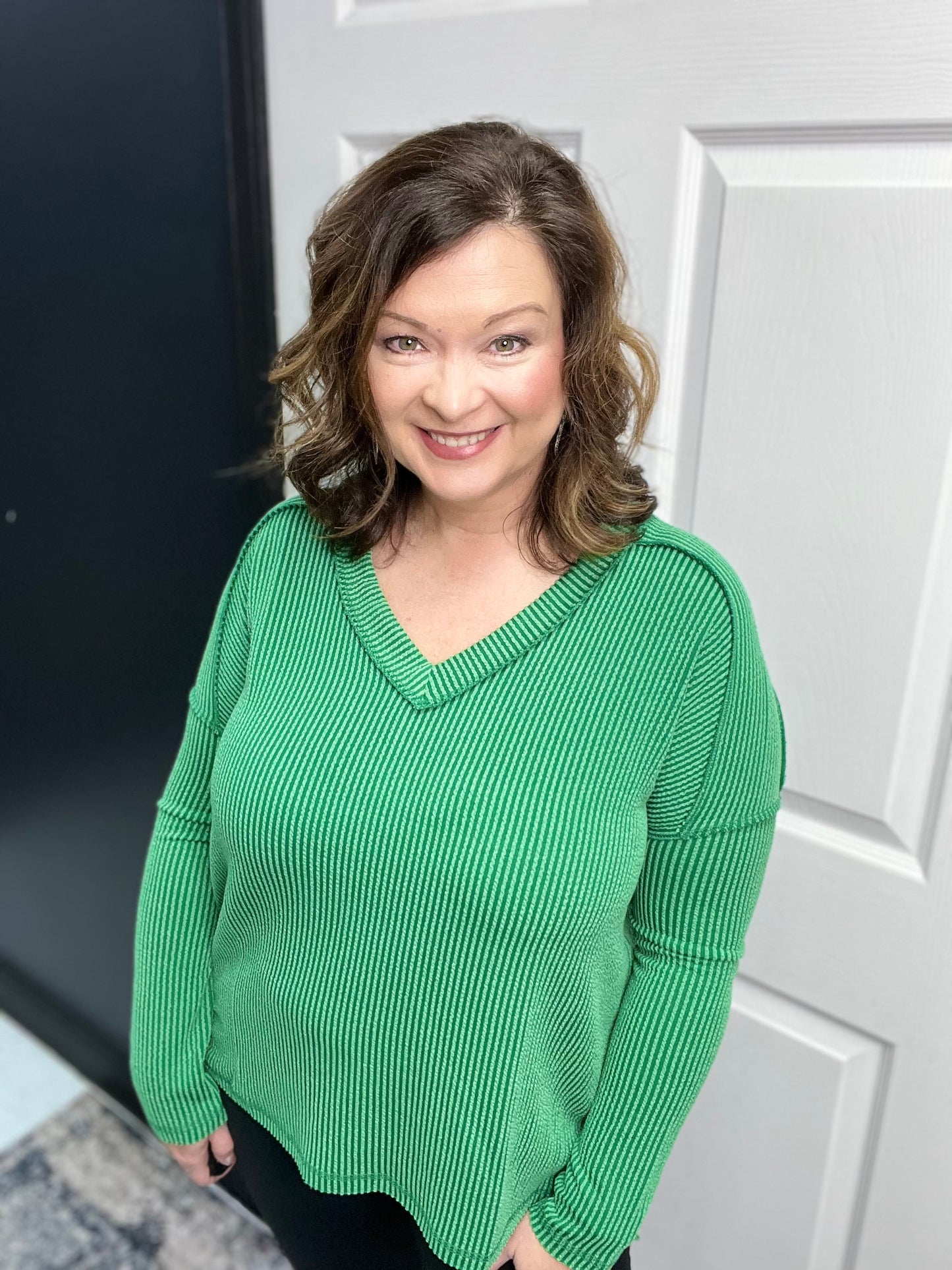 Raised Rib Long Sleeve Hi Low V Neck Top, Dark Green