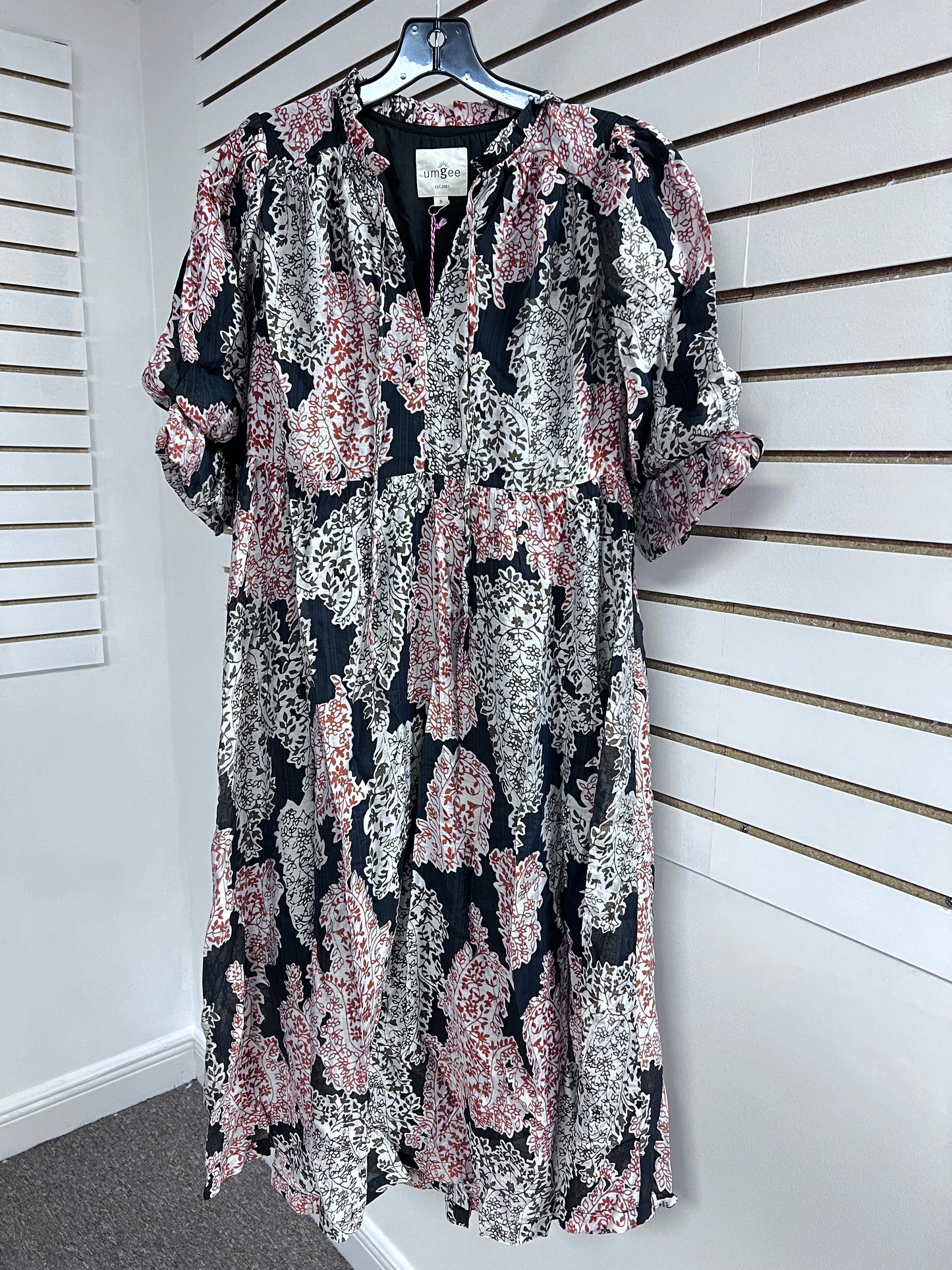 Paisley Print Midi Dress with Ruffle Sleeves, Black