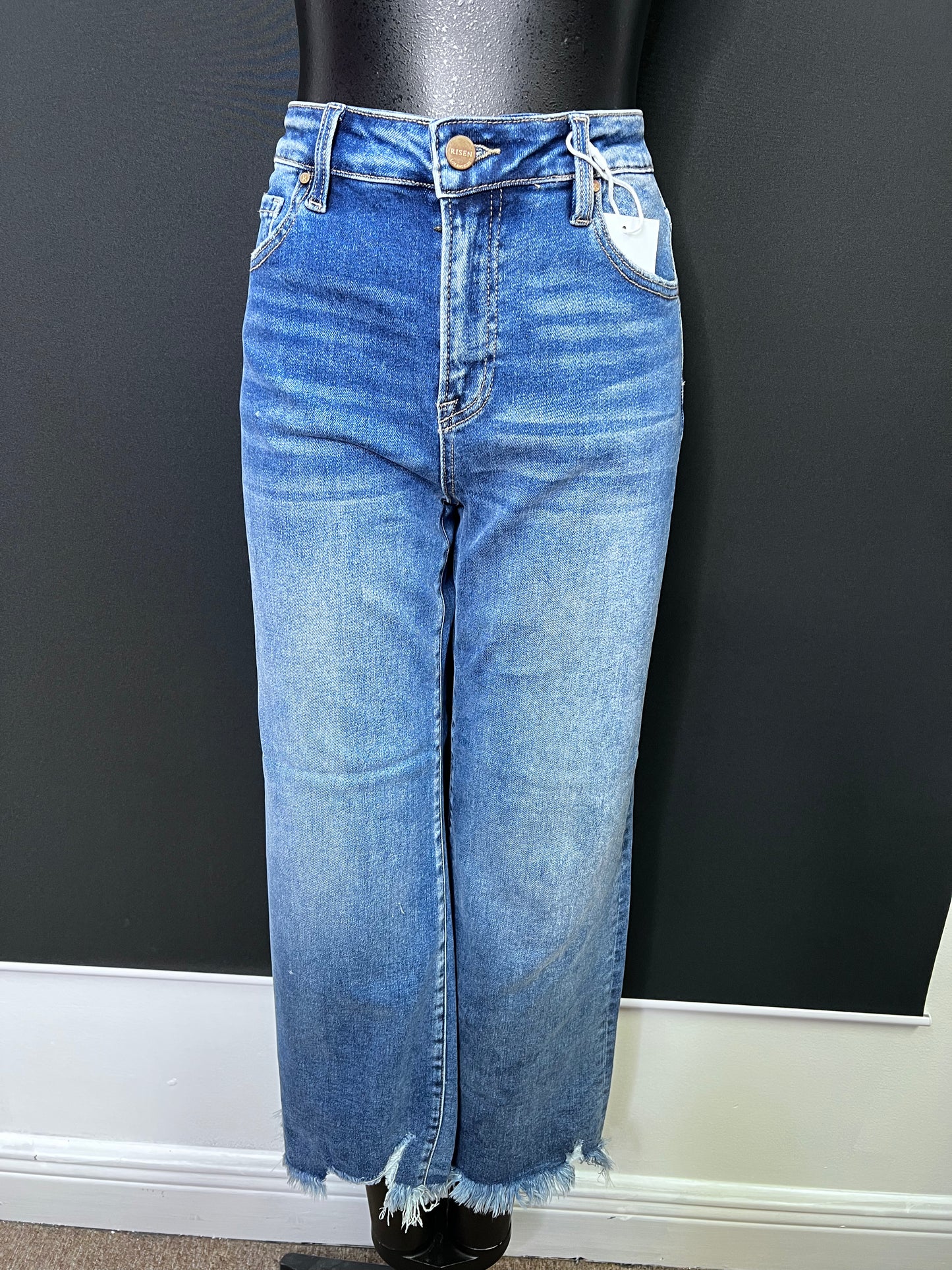 Mid-Rise Crop Straight Jeans