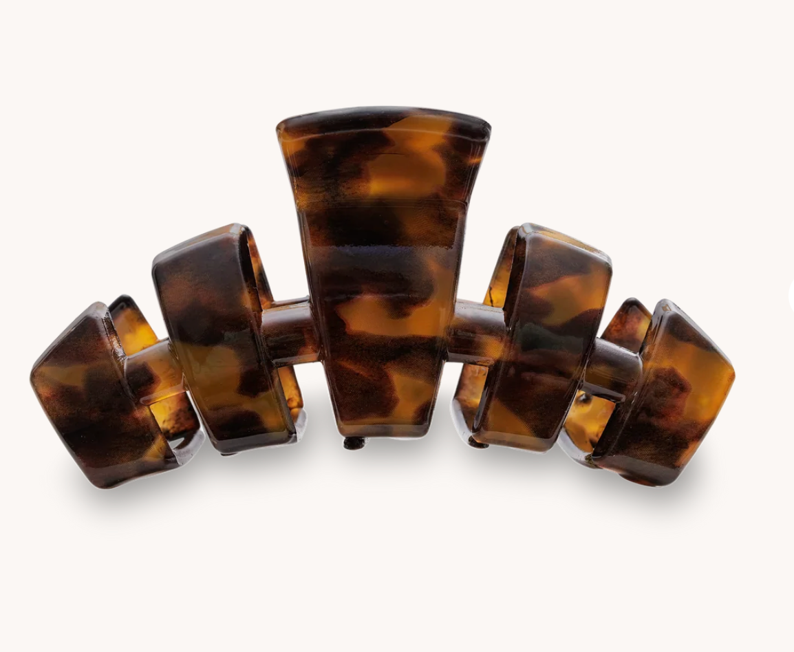 Classic Tortoise Medium Claw Clip