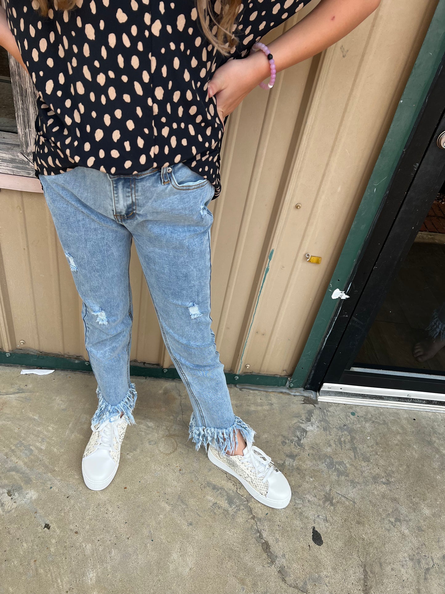 Girls Distressed Frayed Hem Denim Jeans