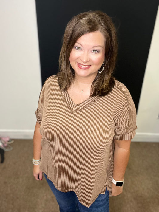 Ribbed Short Sleeve V-Neck Top, Brown