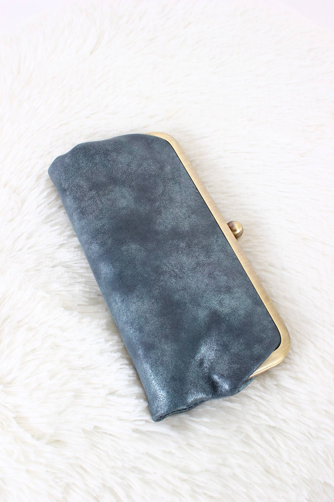 The Karen Kiss Lock Wallet