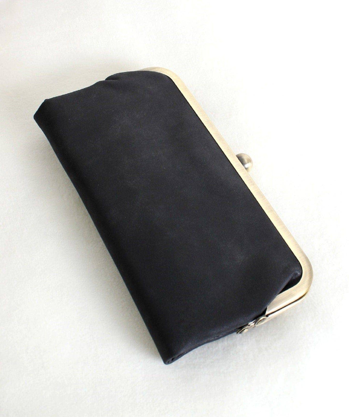 The Karen Kiss Lock Wallet