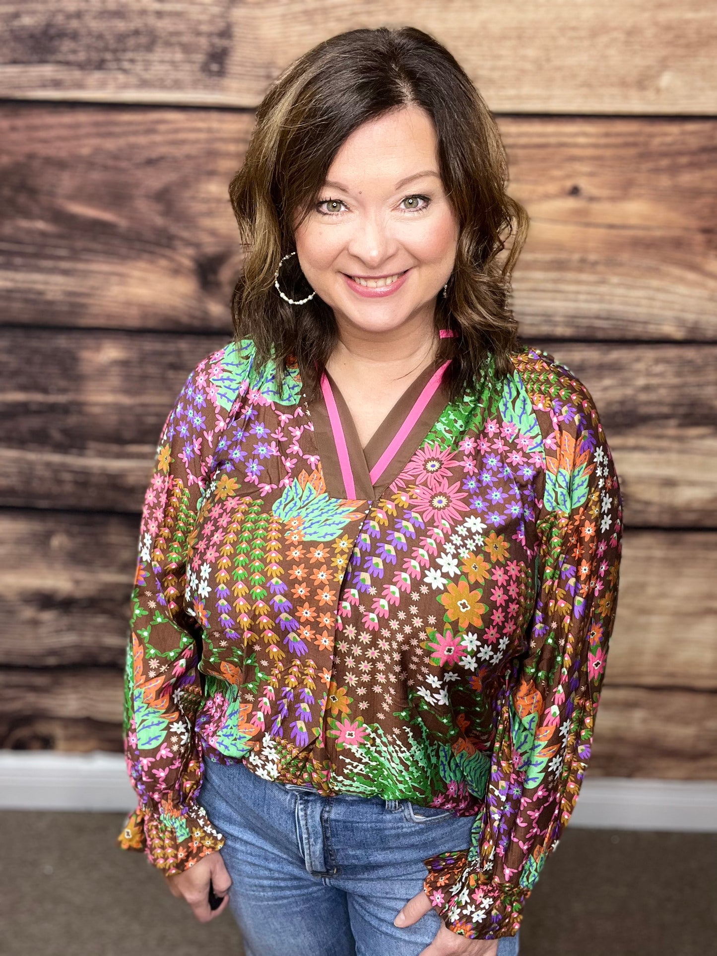 C5590-Floral Print V-Neck Collared Top, Brown