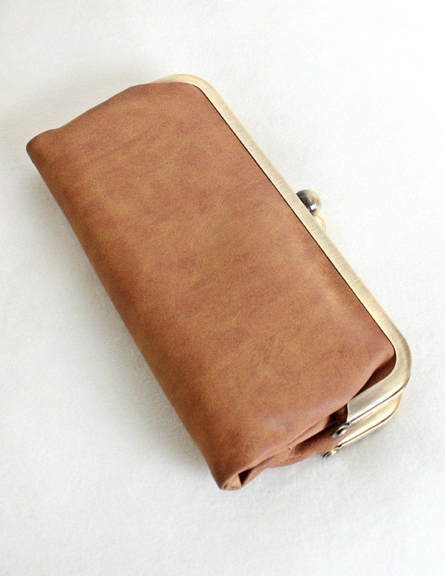 The Karen Kiss Lock Wallet