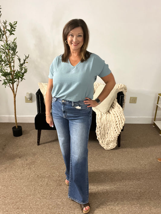 Everyday Essential Straight Leg Jeans