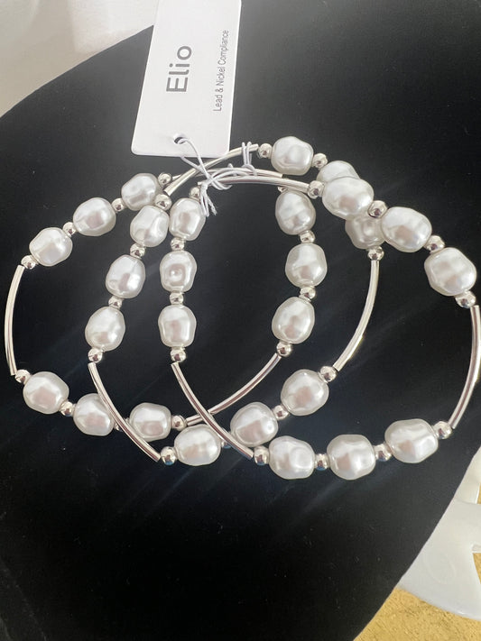 3 Strand Pearl Stretch Bracelet