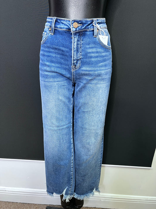 Mid-Rise Crop Straight Jeans