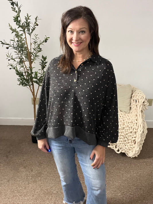 Dot to Dot Relaxed Pullover