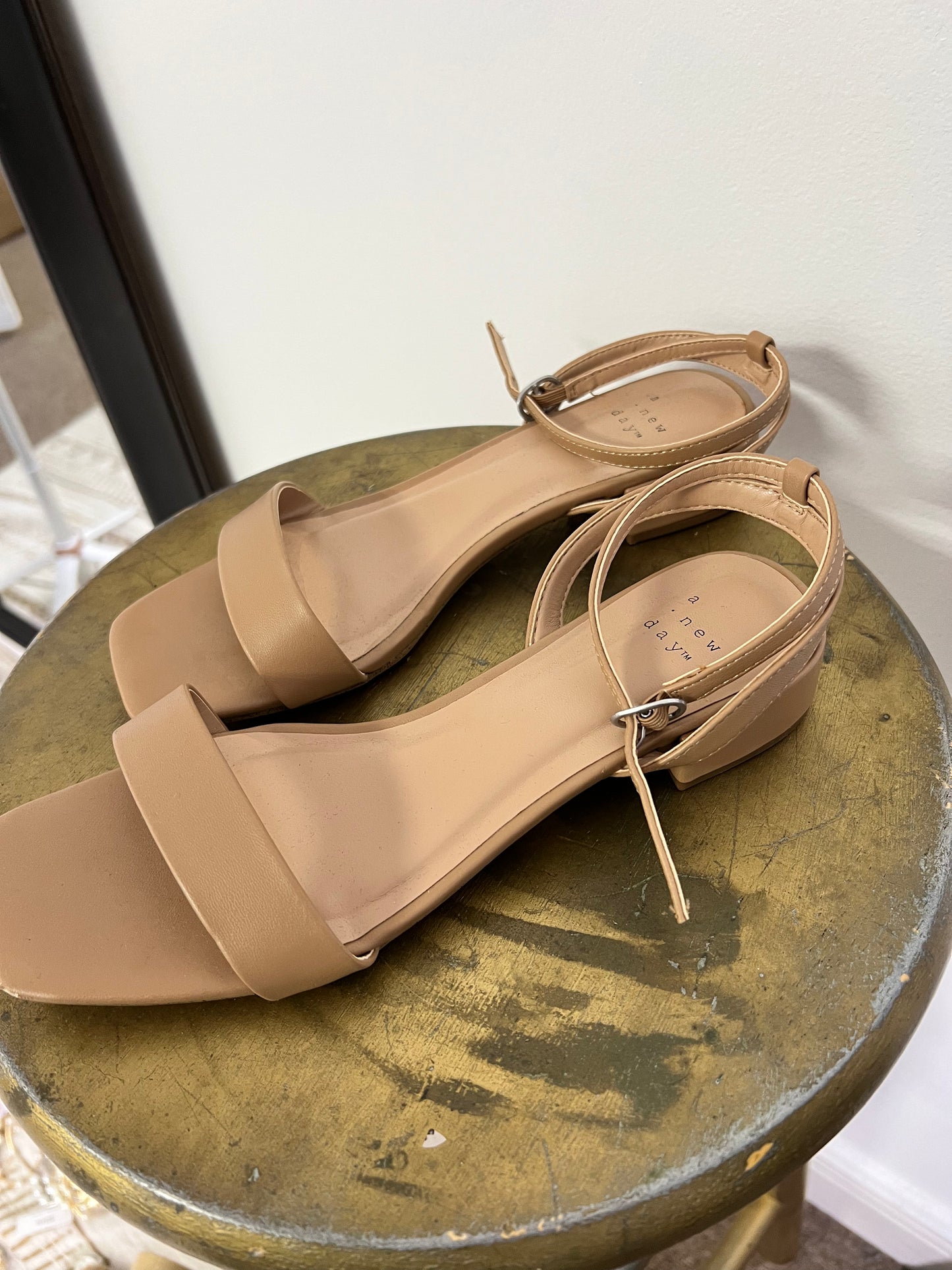 Strappy Sandal-Size 7 1/2