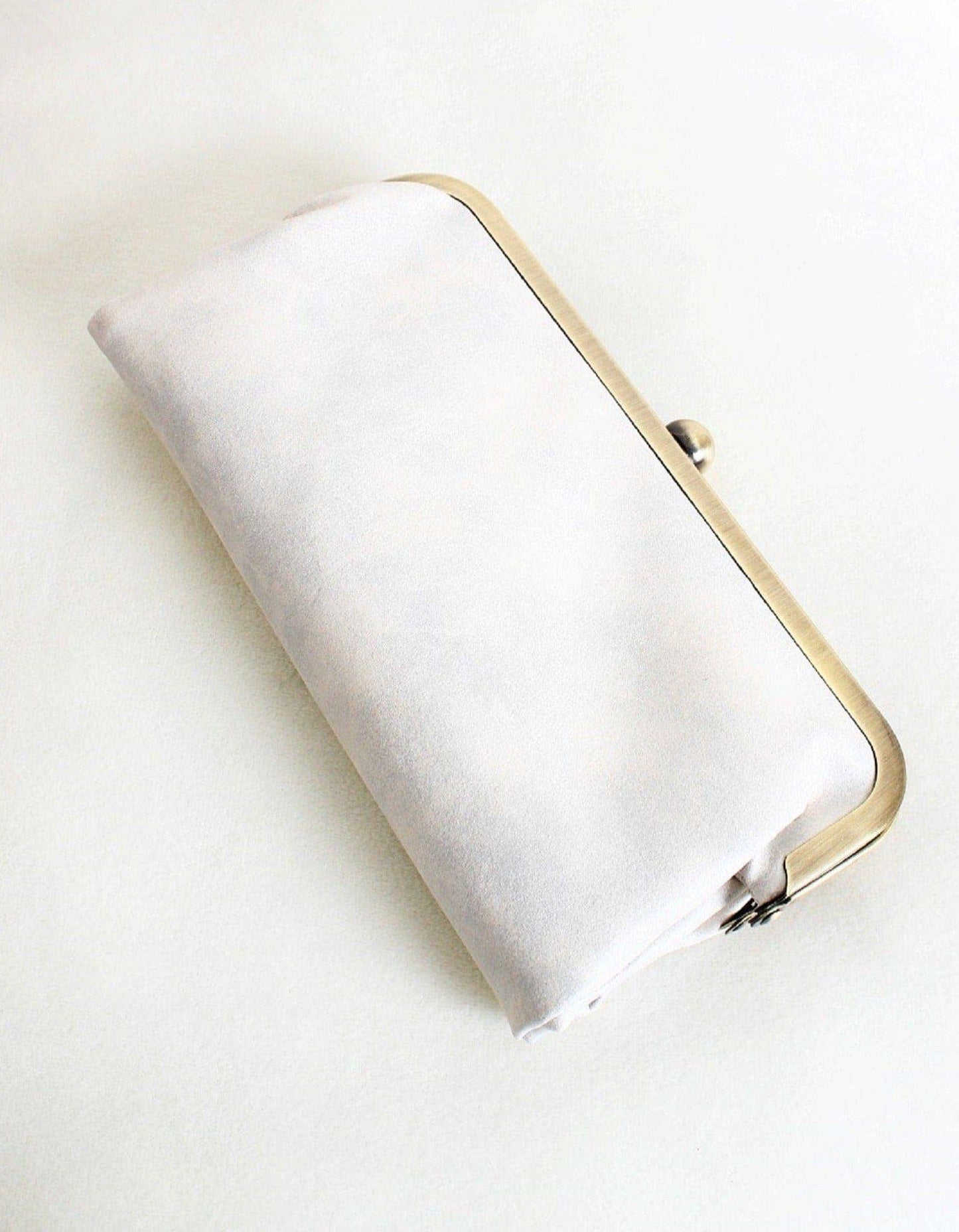 The Karen Kiss Lock Wallet