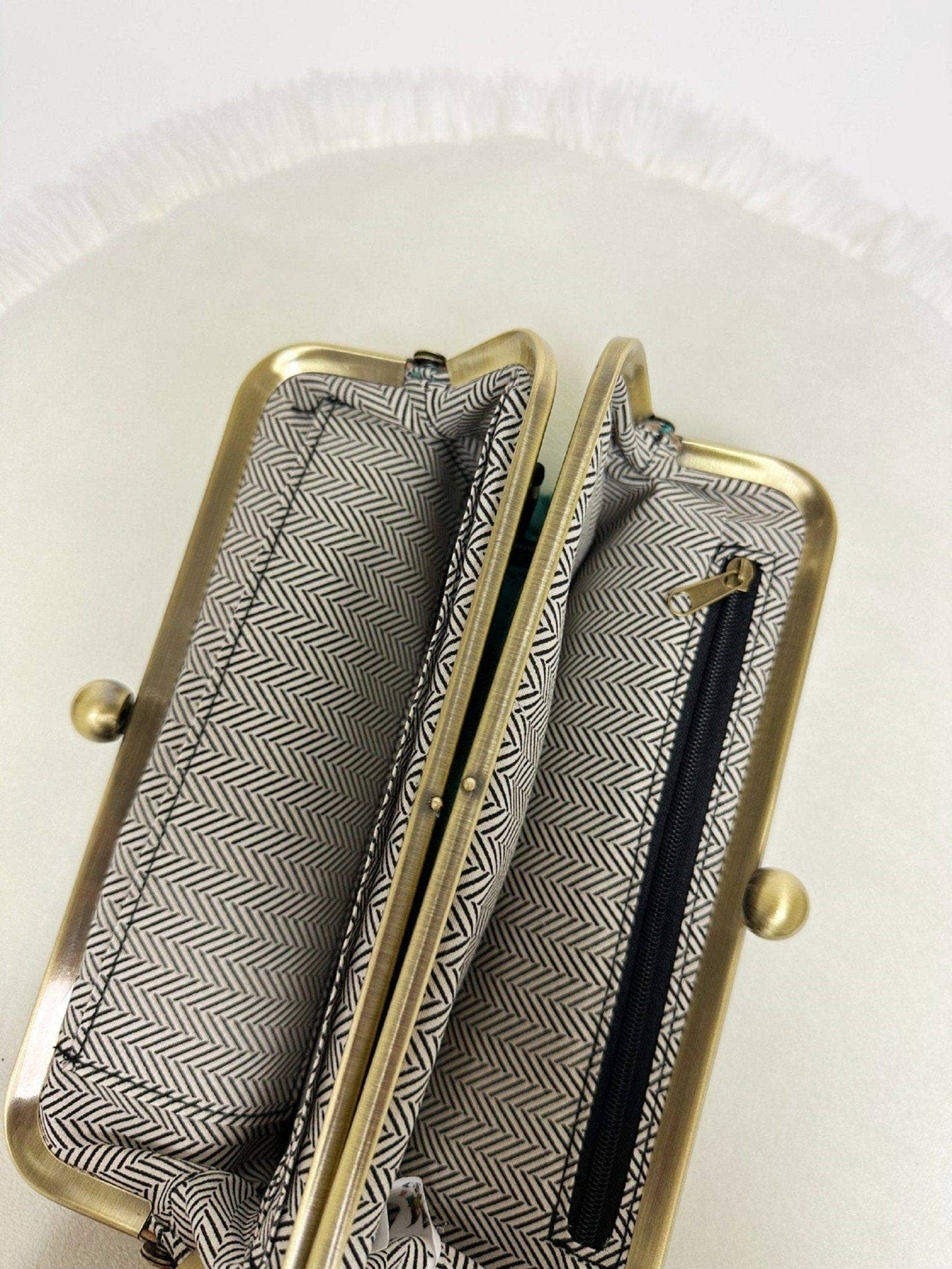 The Karen Kiss Lock Wallet