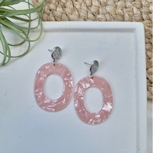 Sloan Earrings- Pearly Pink
