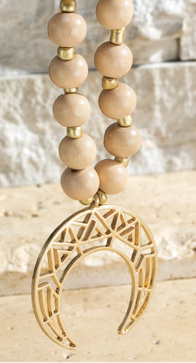 Wood Beaded Horn Necklace